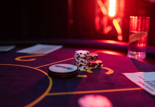 Our jitutoto Phoenix Rises live-dealer lobby with roulette and Dragon Tiger tables